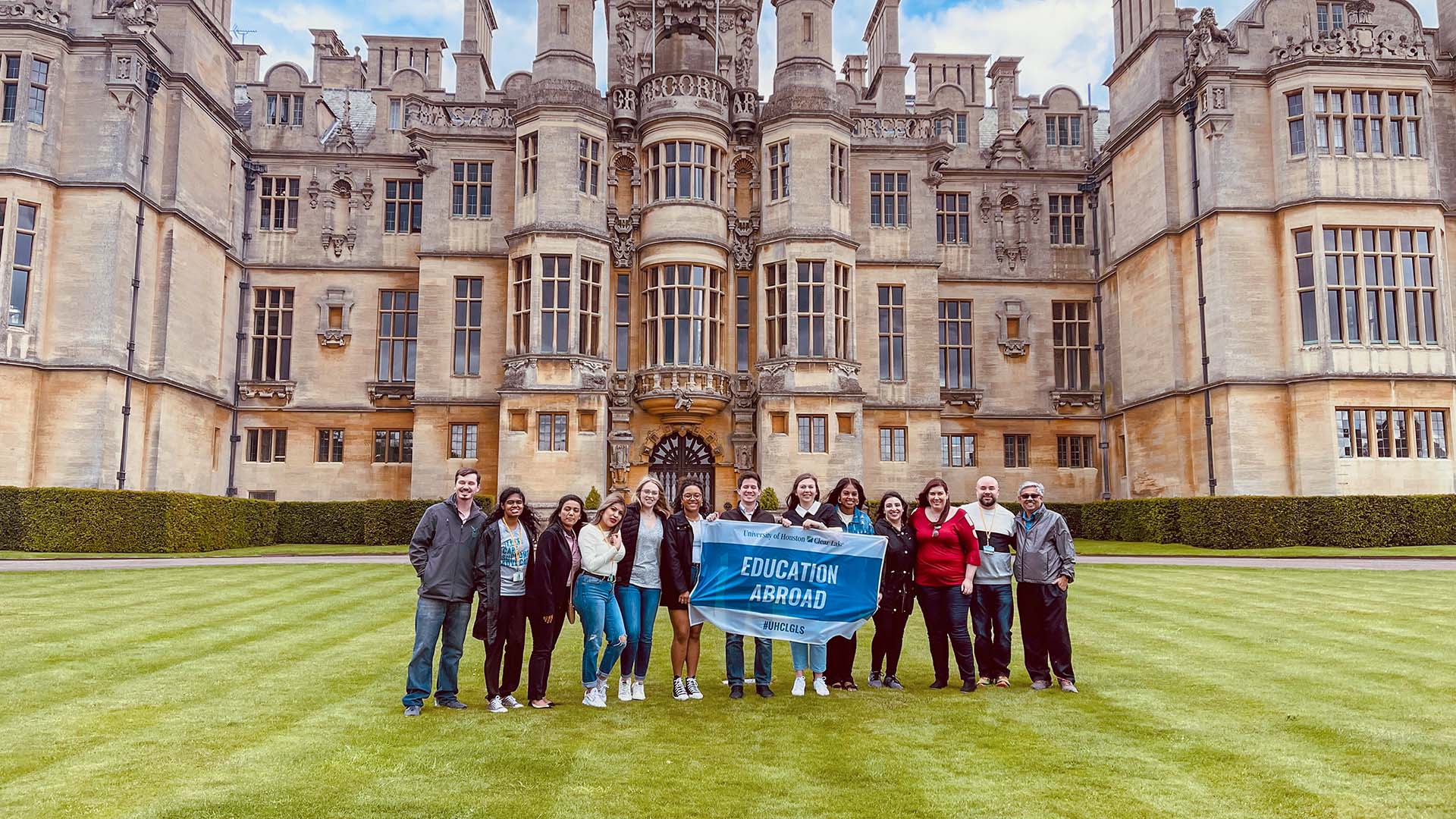 UHCL healthcare administration students study abroad in the U.K.