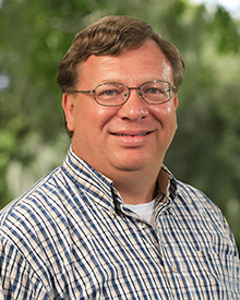 Portrait of Dr. Mike McMullen