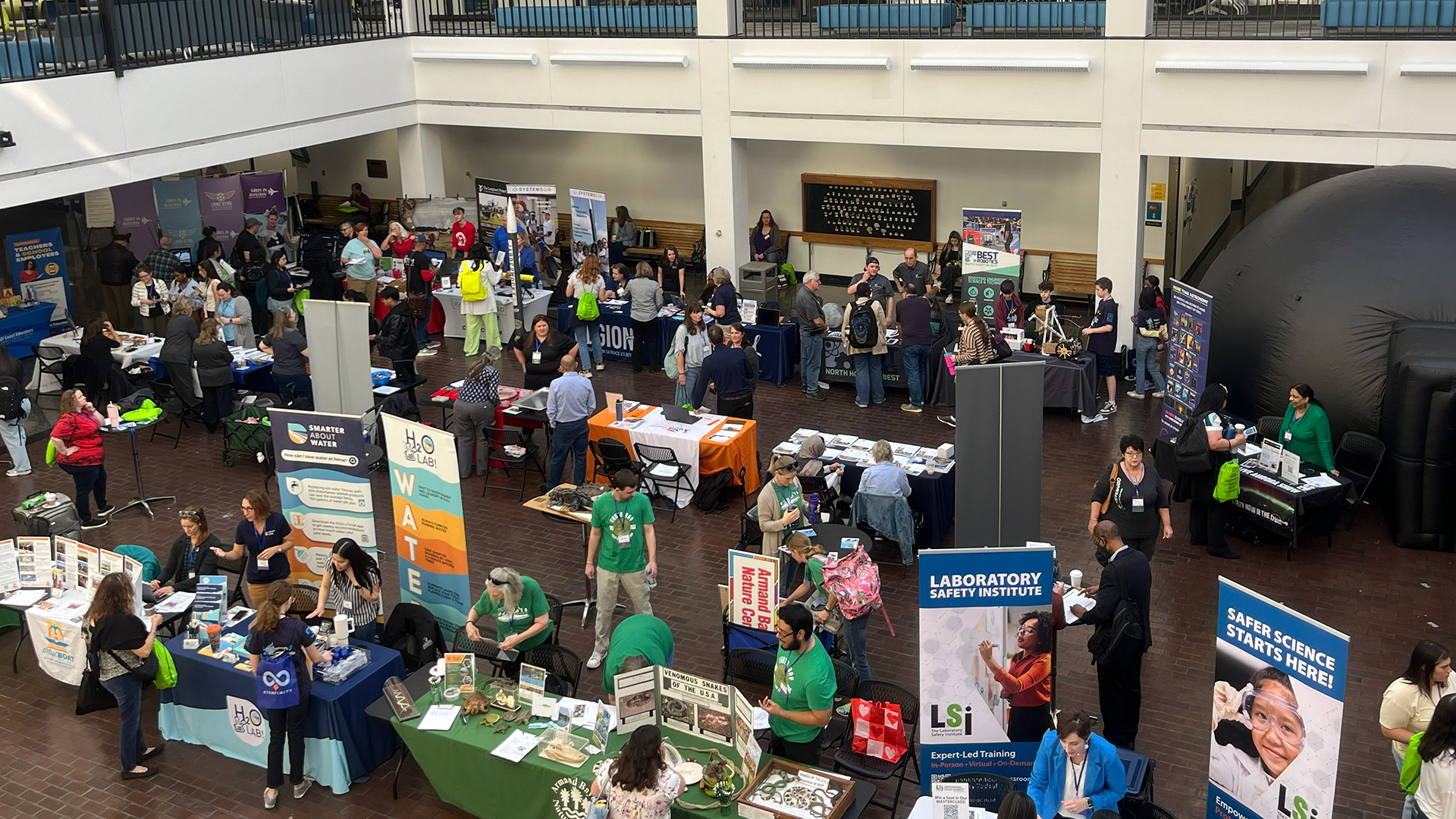 Photo of UHCL Stem Conference Exhibitor Hall