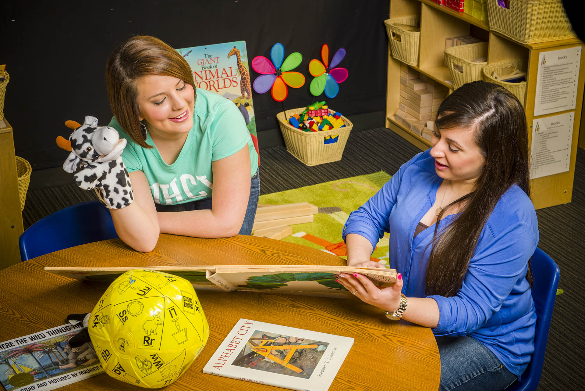 UHCL multicultural master's offers educators career advancement opportunities