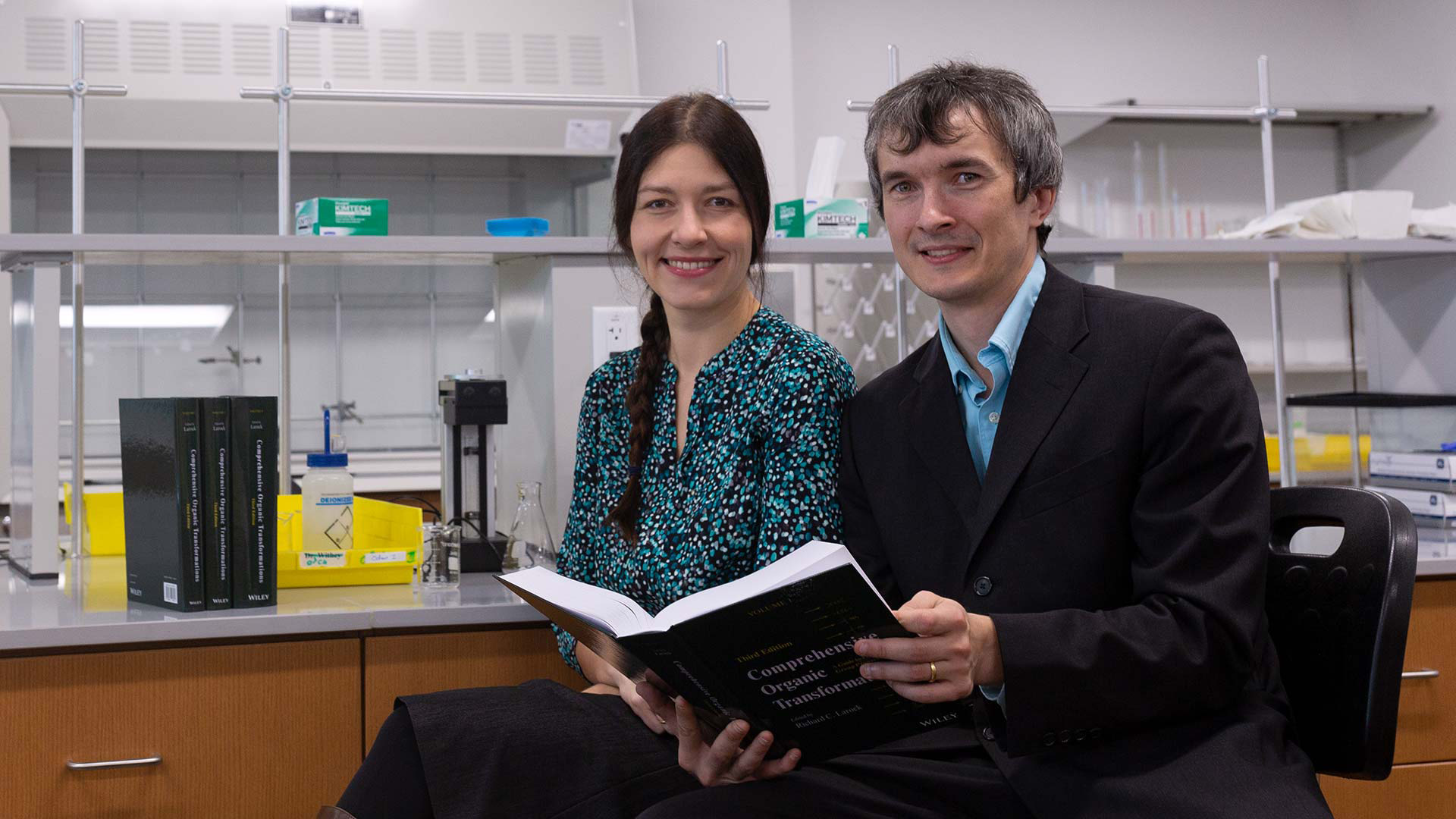 Two faculty in a UHCL chemistry lab.