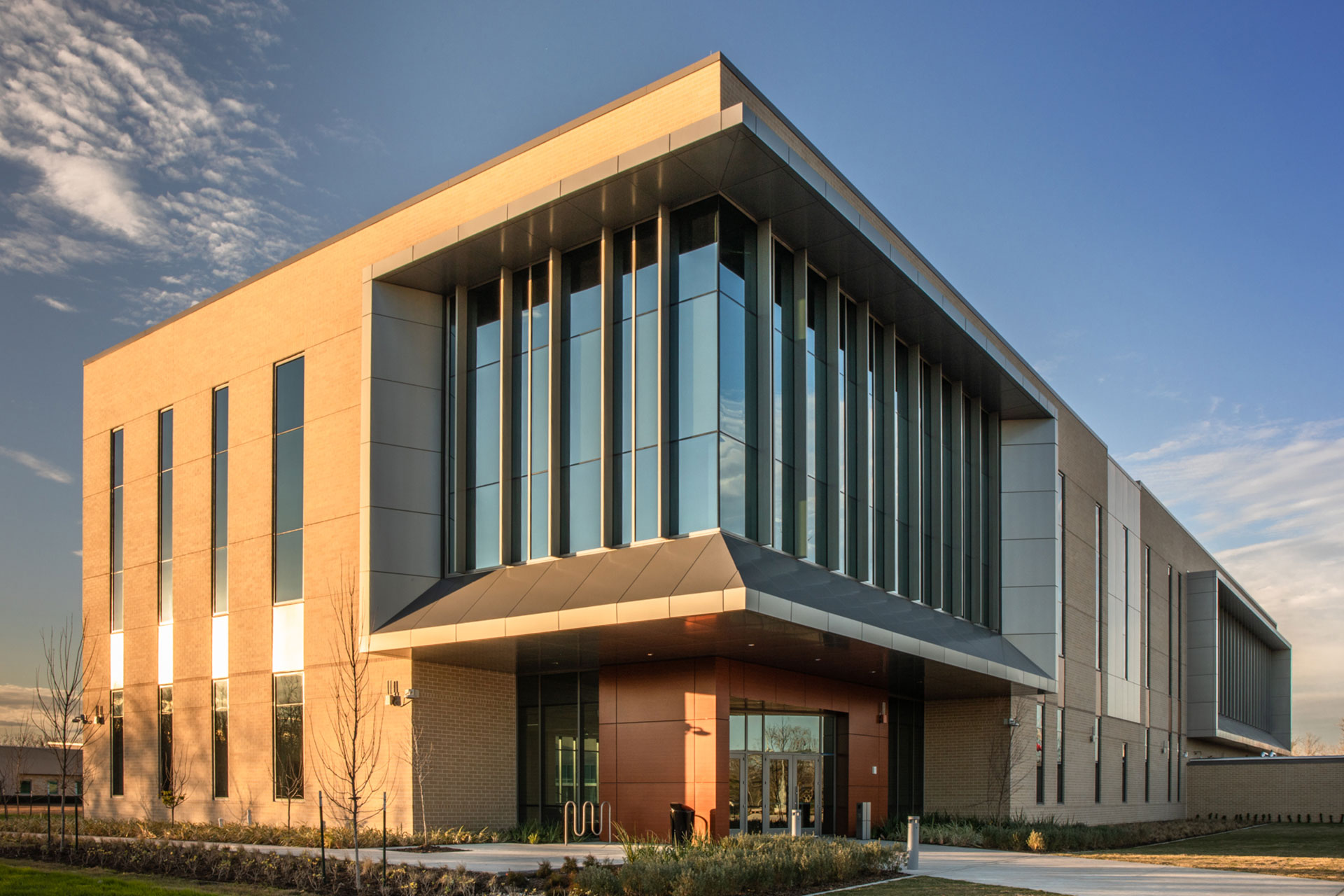 Picture of the UHCL at Pearland Health Science Classroom Building